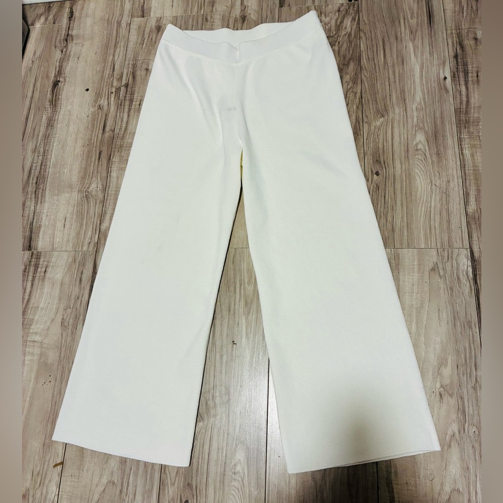 Cyrus Soft Cream Knitwear